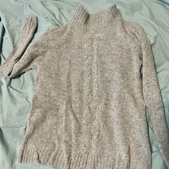 Cashmere sweater gray turtleneck cable knit super soft natural fibers - Picture 3 of 5